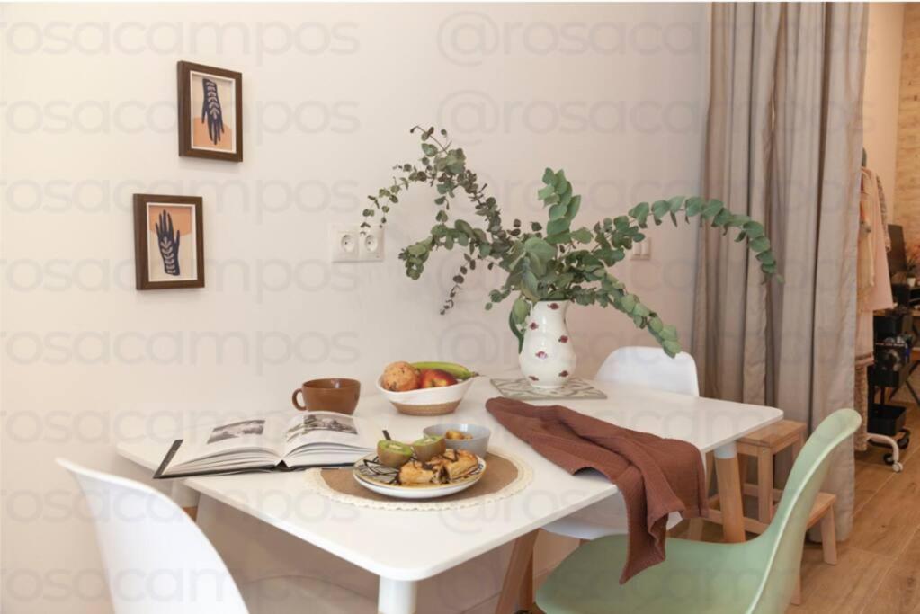 Rb - Urban Loft Retreat, Comfort & Good Location Валенсия Екстериор снимка