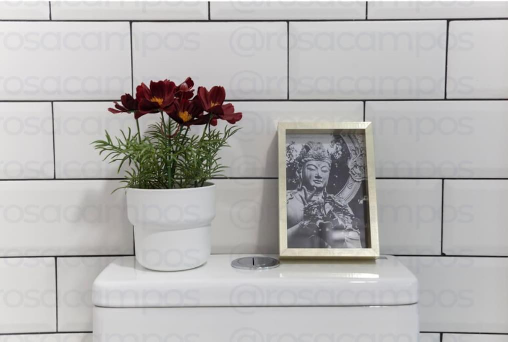 Rb - Urban Loft Retreat, Comfort & Good Location Валенсия Екстериор снимка
