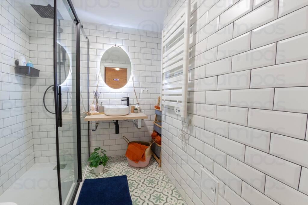Rb - Urban Loft Retreat, Comfort & Good Location Валенсия Екстериор снимка