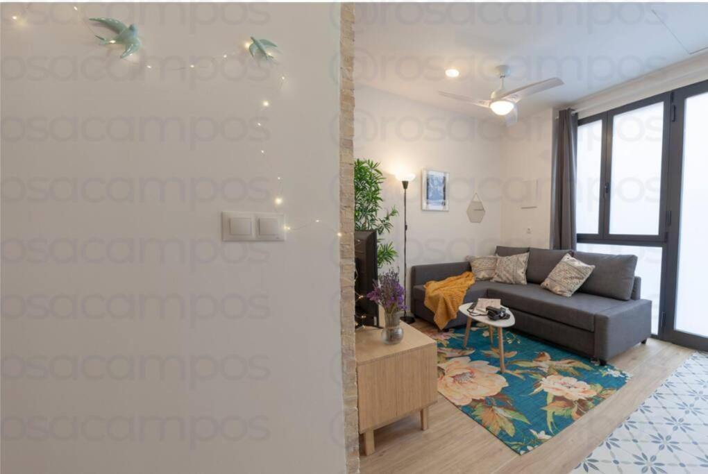 Rb - Urban Loft Retreat, Comfort & Good Location Валенсия Екстериор снимка